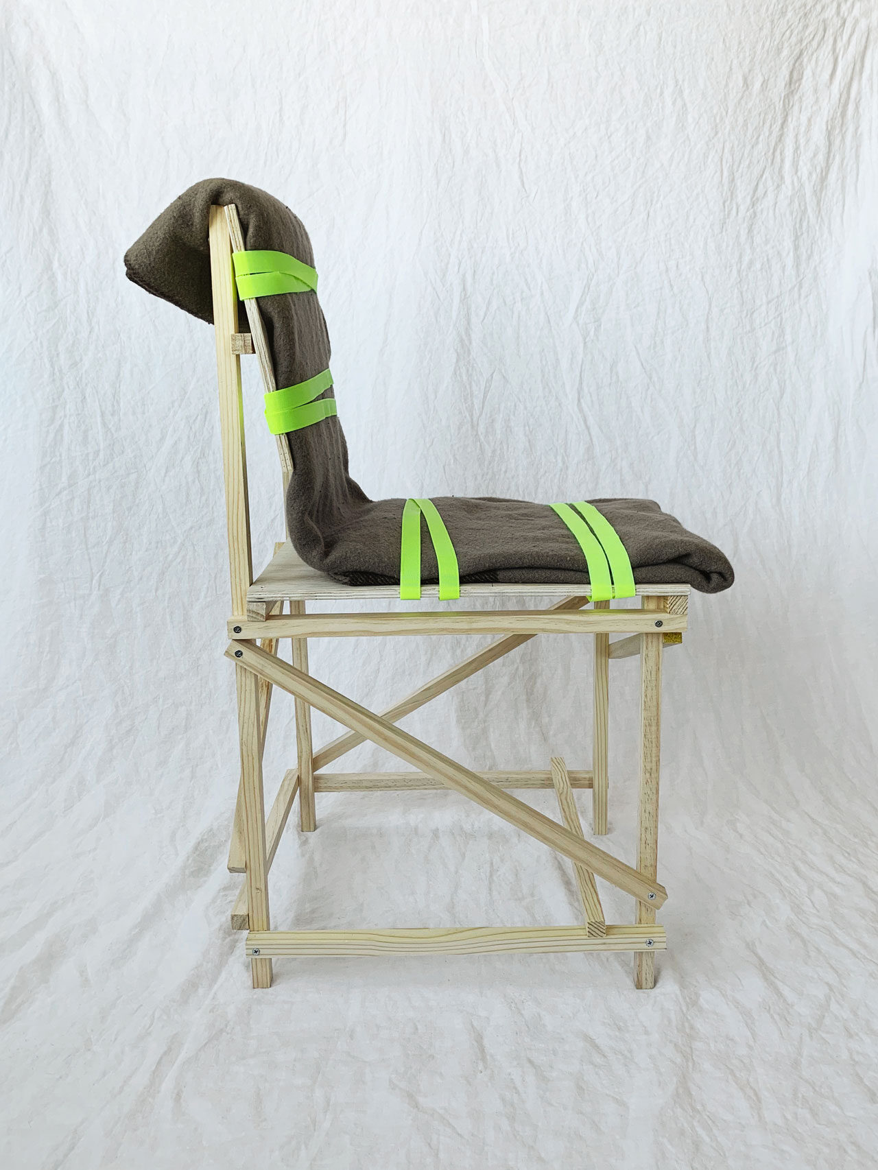 Rough And Ready DIY Chair by Tord Boontje